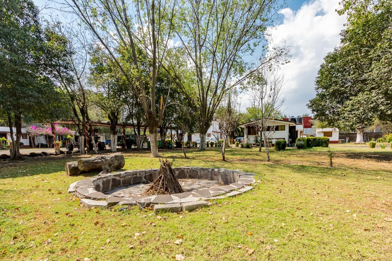 Ayenda Meson Del Rio Hotel Tepotzotlan Buitenkant foto